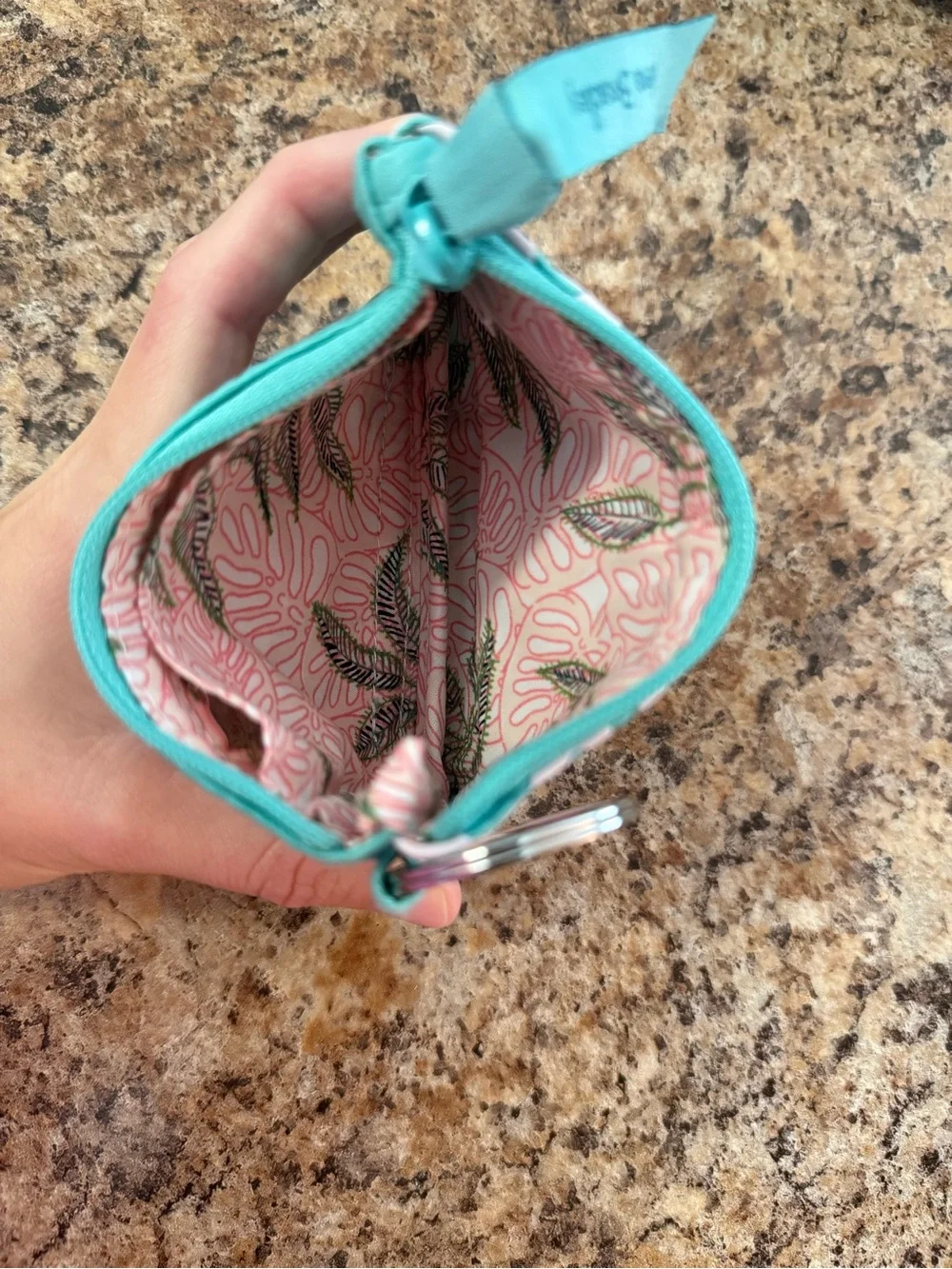 Vera Bradley VBJ20 Teal White Monstera Leaf Zip ID Case Wallet Travel Summer